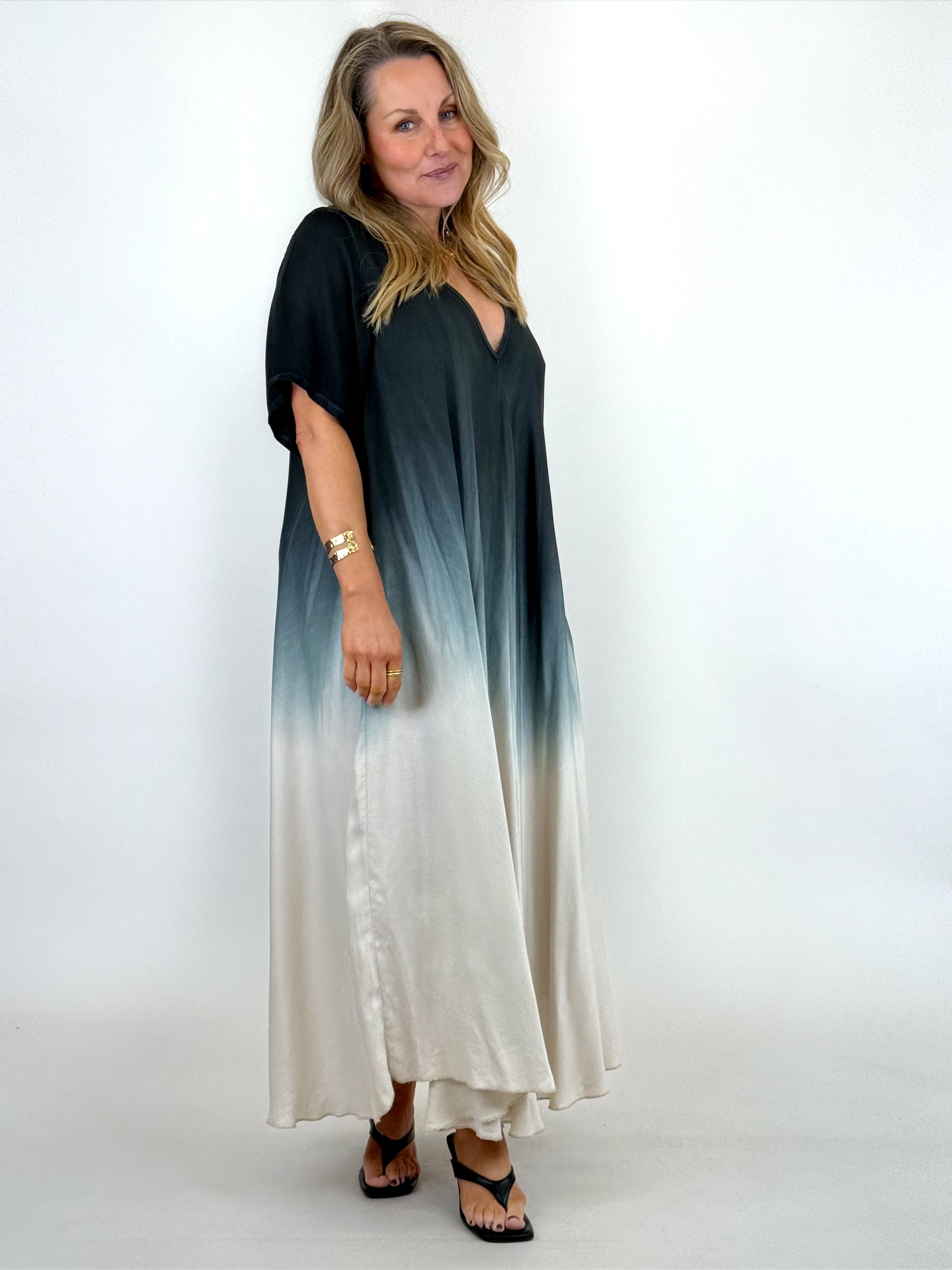 amazon linen maxi dresses Frsasu Linen Dresses for Women Casual V-Neck 3/4 Sleeve Maxi Flowy Tiered Boho Casual Summer Vacation Long Dresses Blue, Women's, Size: Small