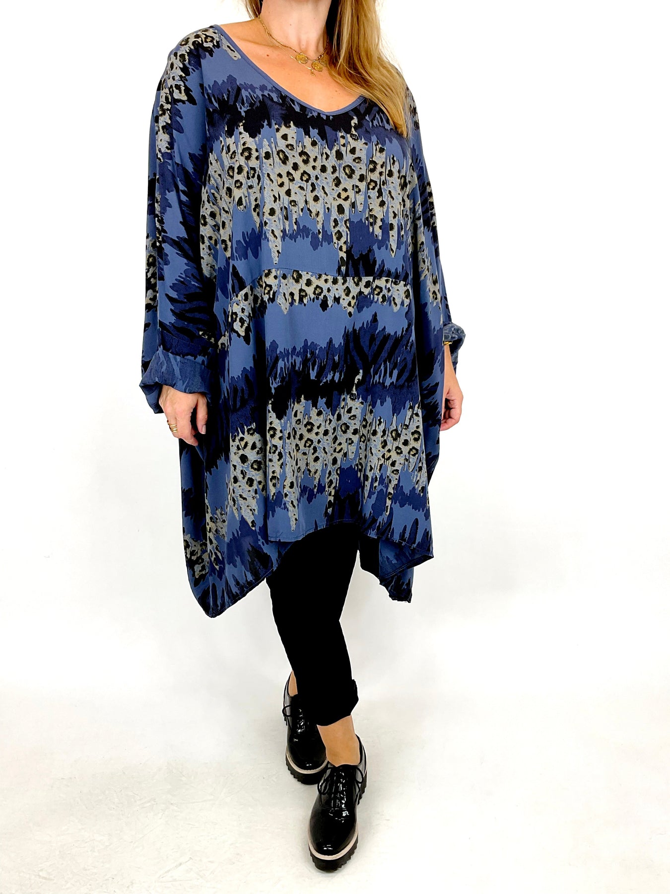 Lagenlook Kira Animal Print Top in Denim. code 03822