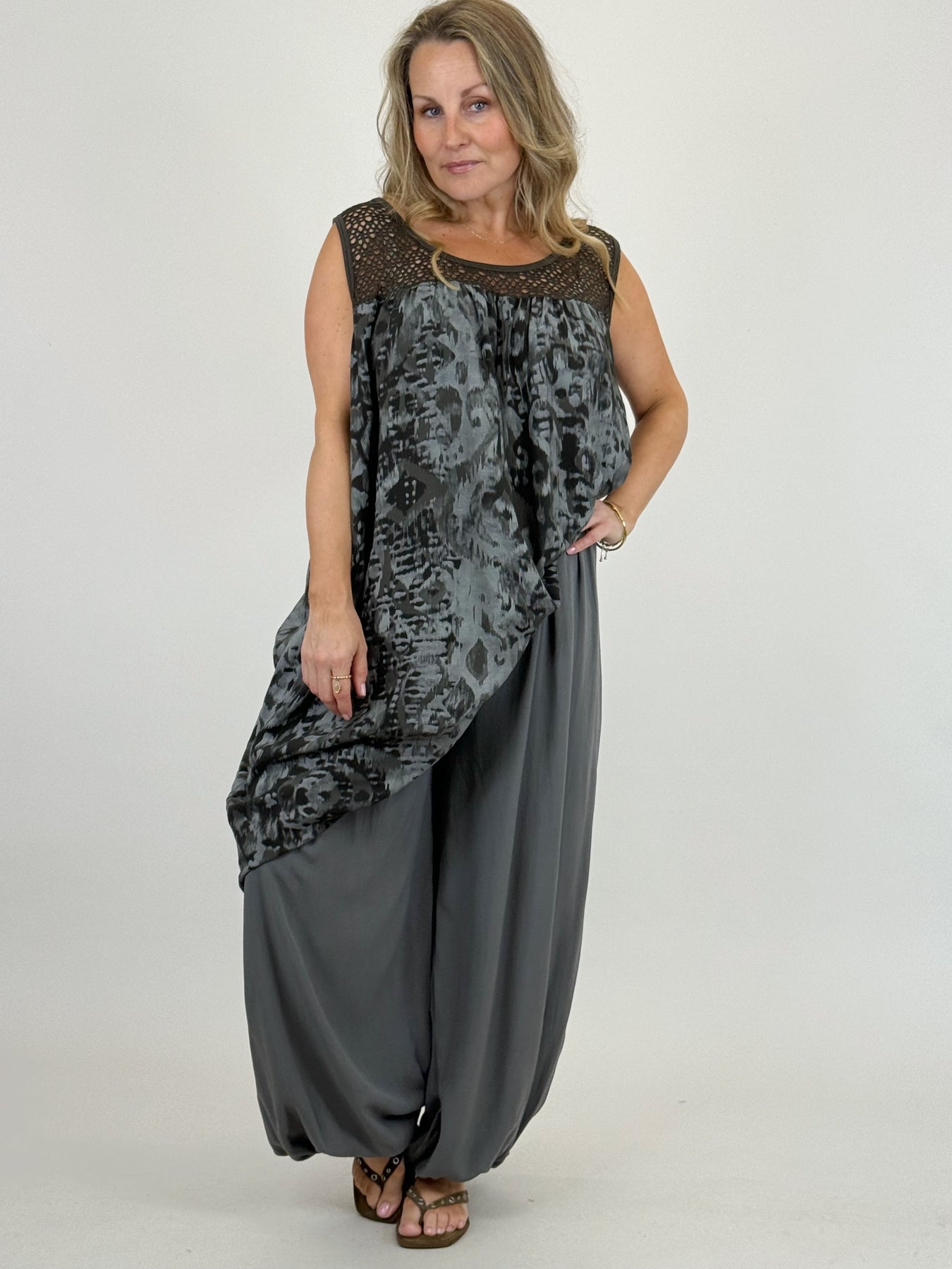 Made in Italy Plain Harem Trouser